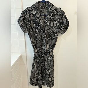 New York & Company Snake Print Belted Dress Sz XS